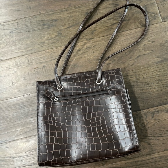 Connections Hand Bag - Picture 2 of 10